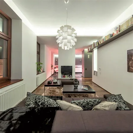 St1 Apartment