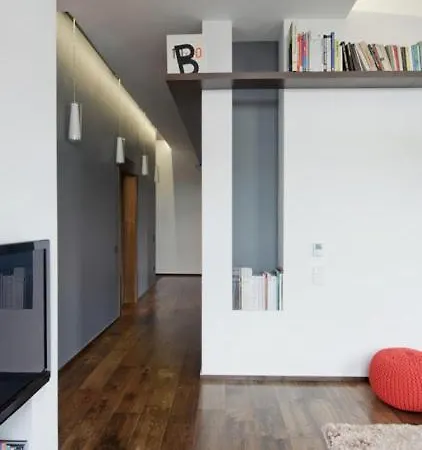 St1 Apartment *